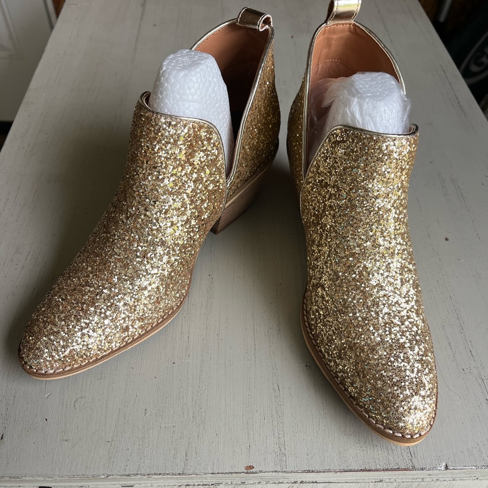 NWOT Gold Glitter Ankle Boots